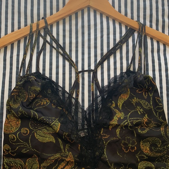 Free People Cami NWT - Picture 2 of 4